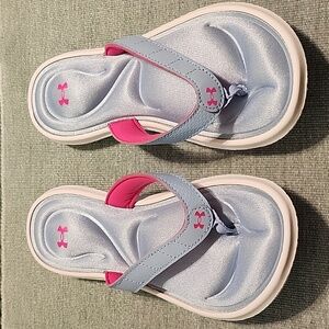 Under Armour youth flip-flop